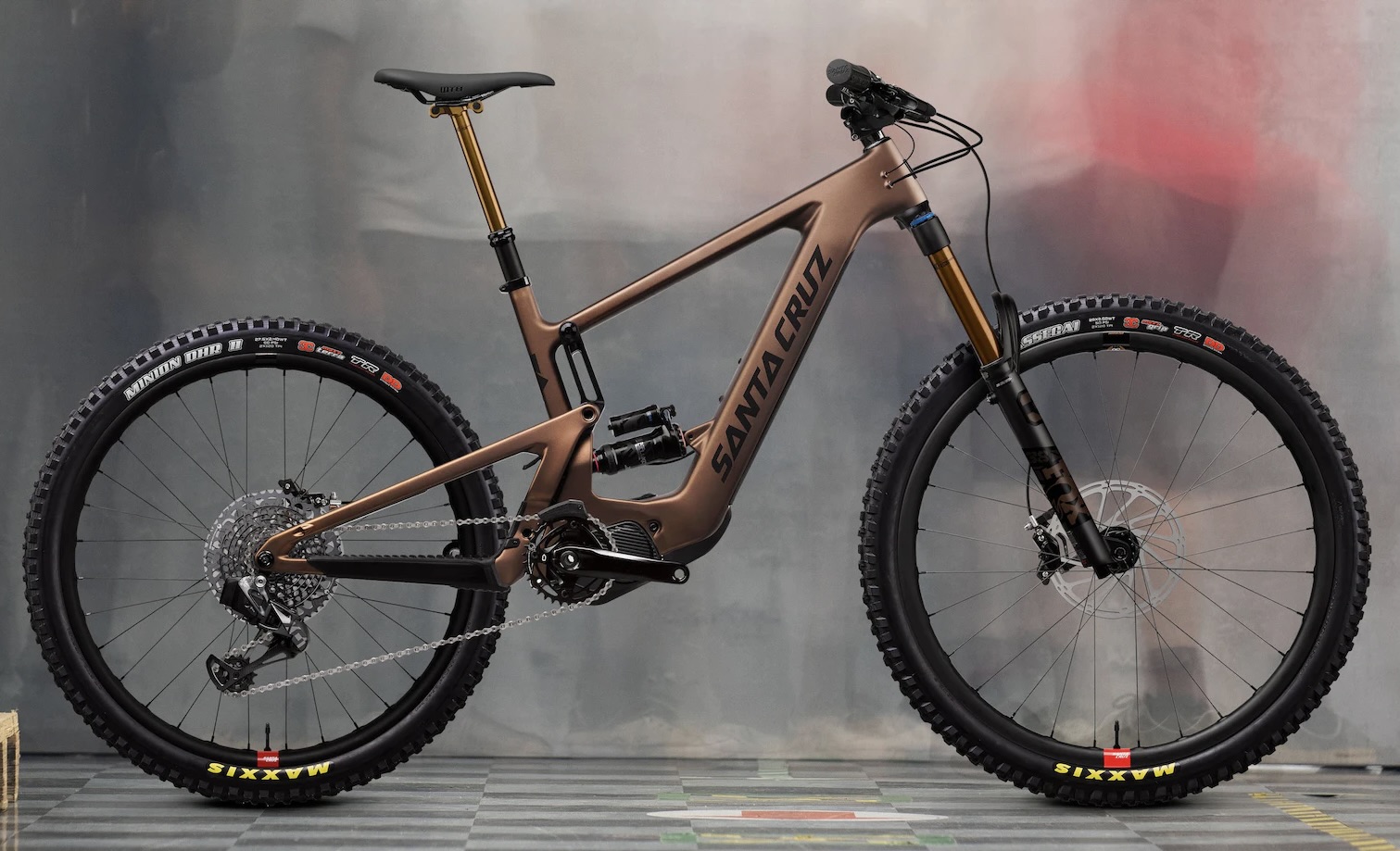 Santa Cruz Bullit 2023 full suspension electric mountain bike